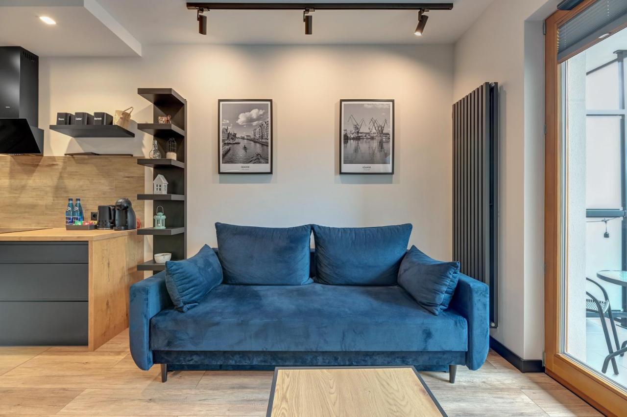 Zajezdnia Wrzeszcz Seaside & Parking By Downtown Apartments Гданск Екстериор снимка