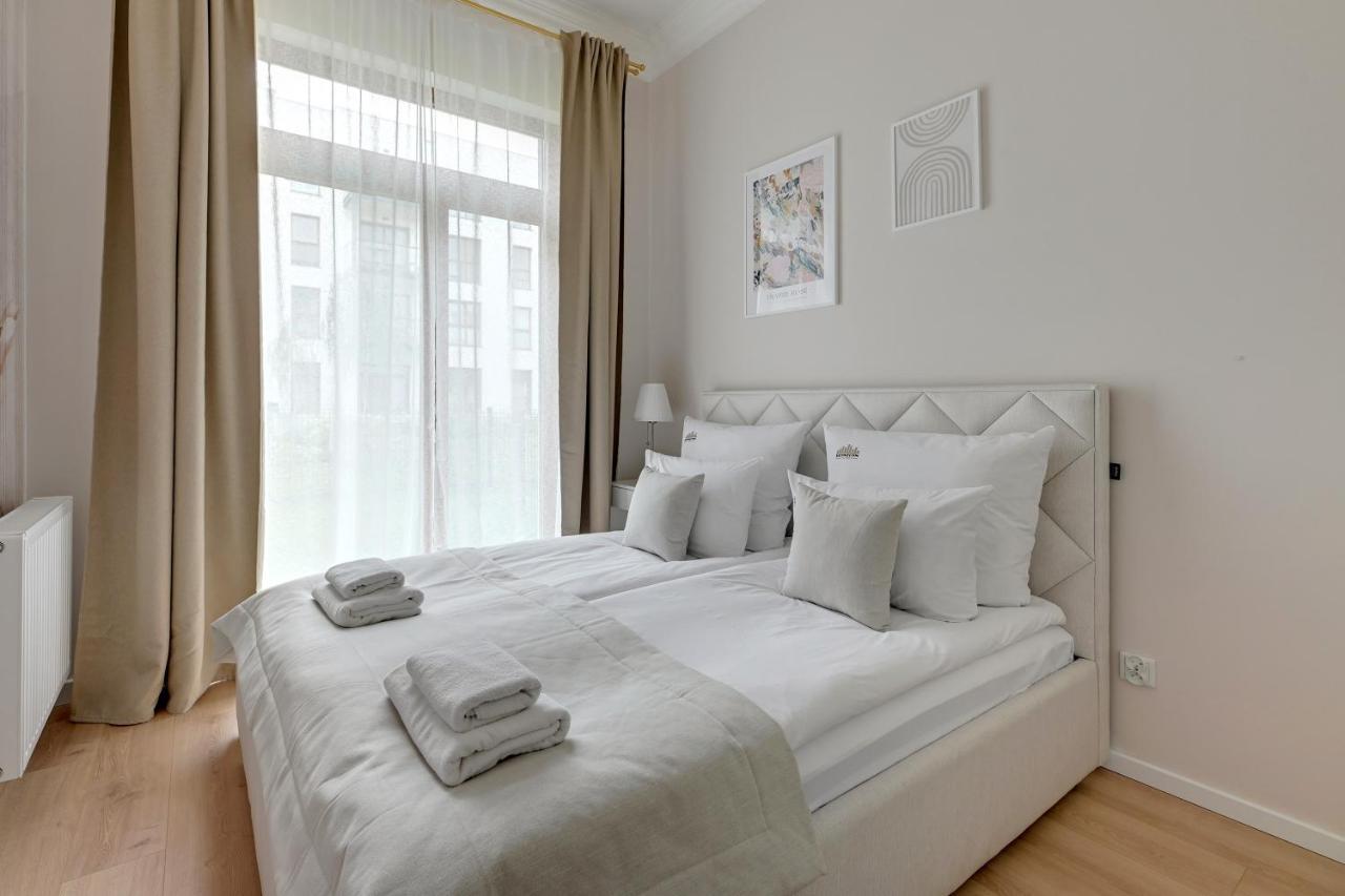 Zajezdnia Wrzeszcz Seaside & Parking By Downtown Apartments Гданск Екстериор снимка