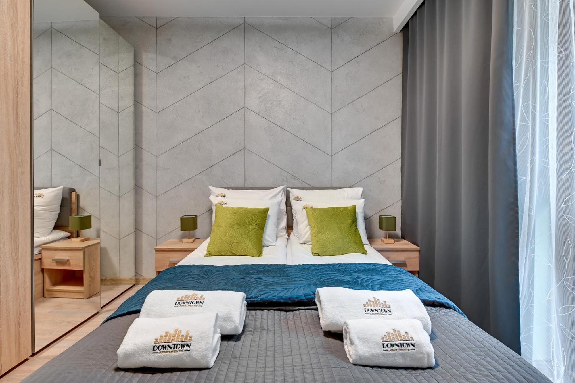 Zajezdnia Wrzeszcz Seaside & Parking By Downtown Apartments Гданск Екстериор снимка