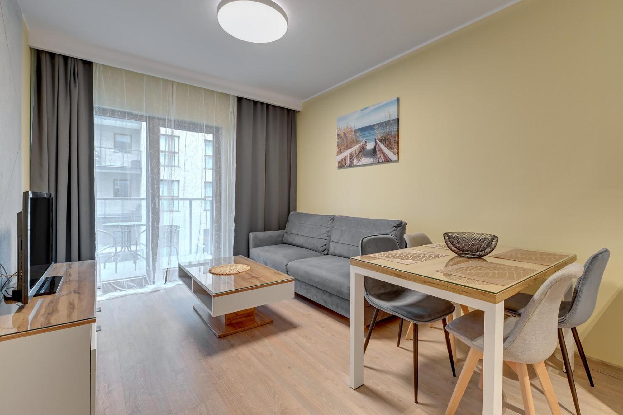 Zajezdnia Wrzeszcz Seaside & Parking By Downtown Apartments Гданск Екстериор снимка